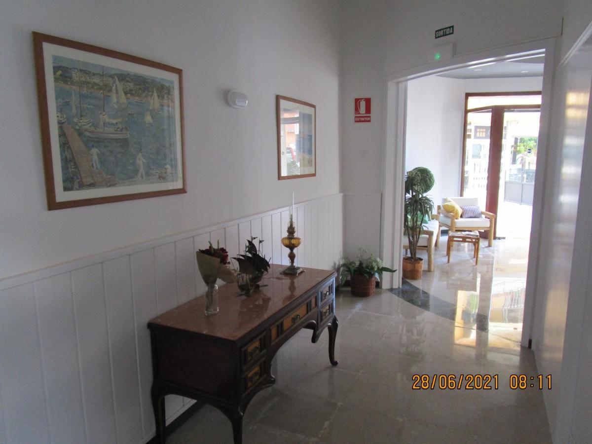 Hotel Apartaments Gesoria Porta Ferrada サン・フェリウ・ダ・ギショルス エクステリア 写真