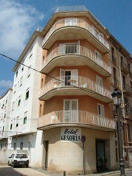 Hotel Apartaments Gesoria Porta Ferrada サン・フェリウ・ダ・ギショルス エクステリア 写真