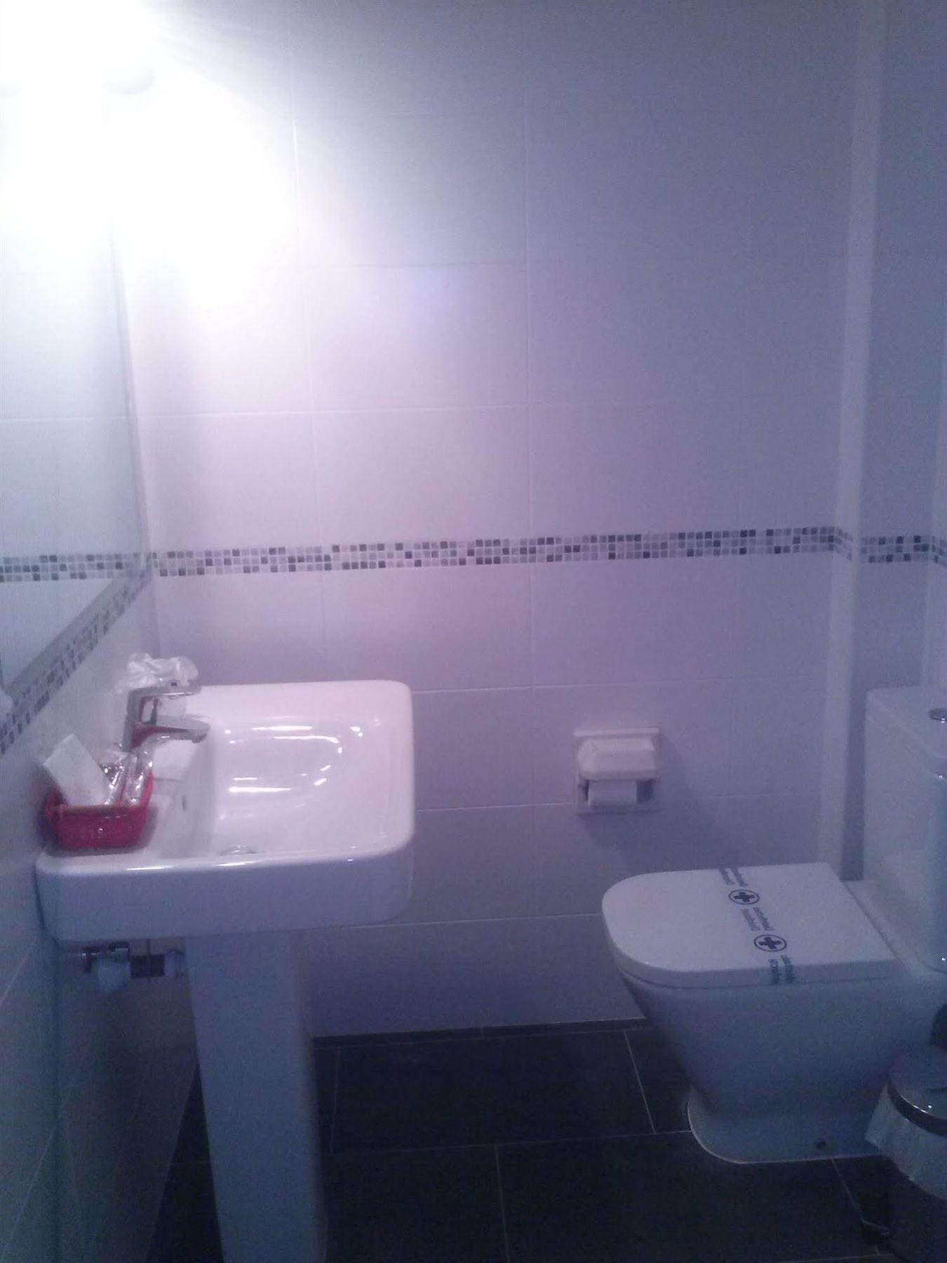 Hotel Apartaments Gesoria Porta Ferrada サン・フェリウ・ダ・ギショルス エクステリア 写真